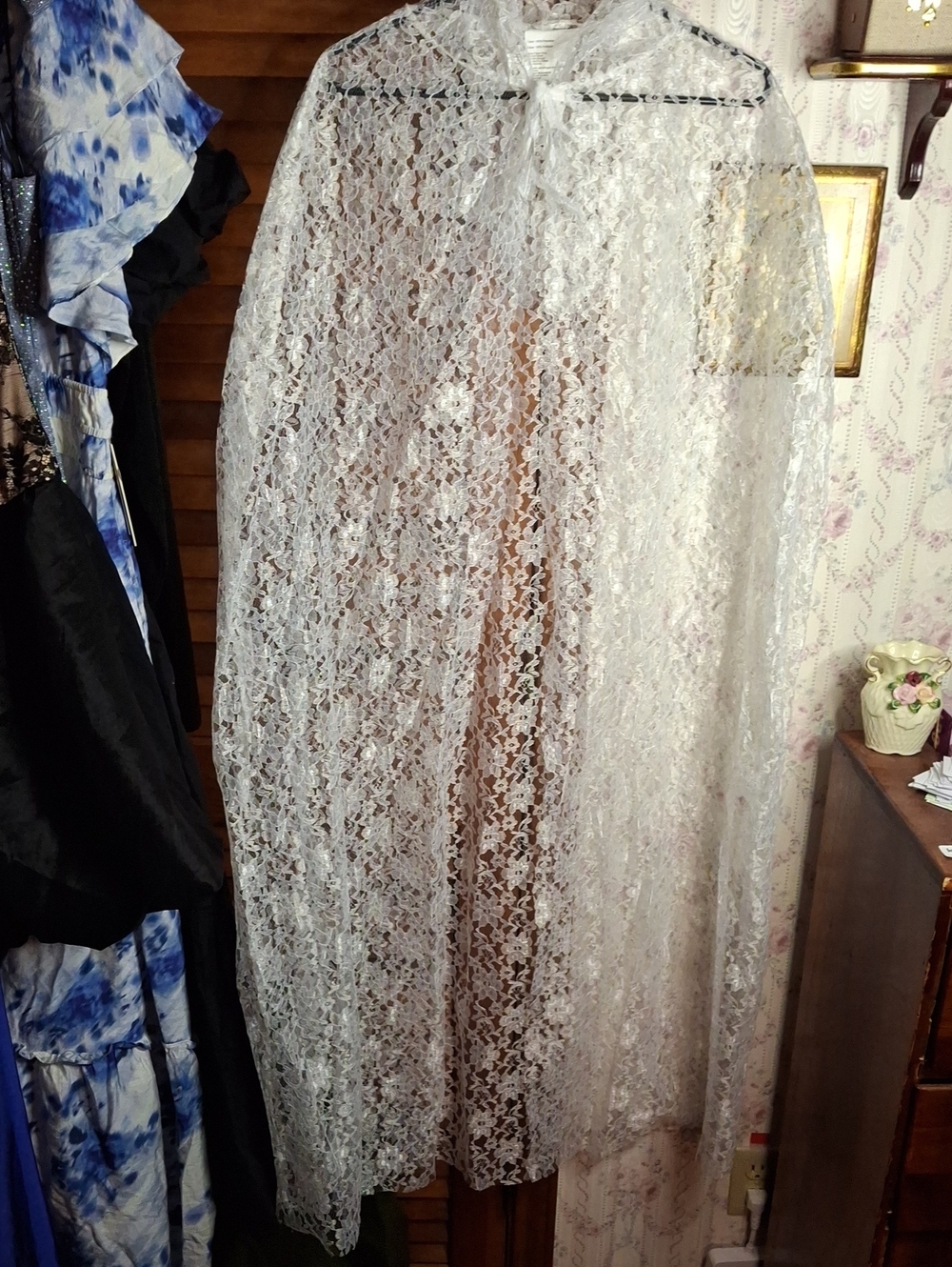 Lacy Hooded Cape Drape White New